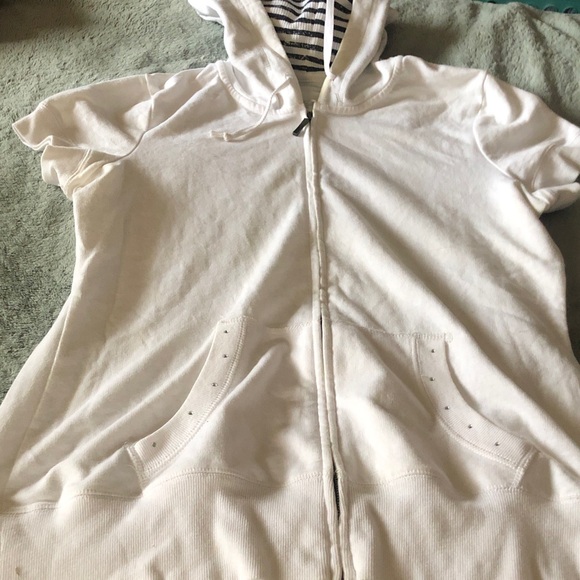 Dress Barn Other - White Zip-Up Hoodie with Pockets short sleeve